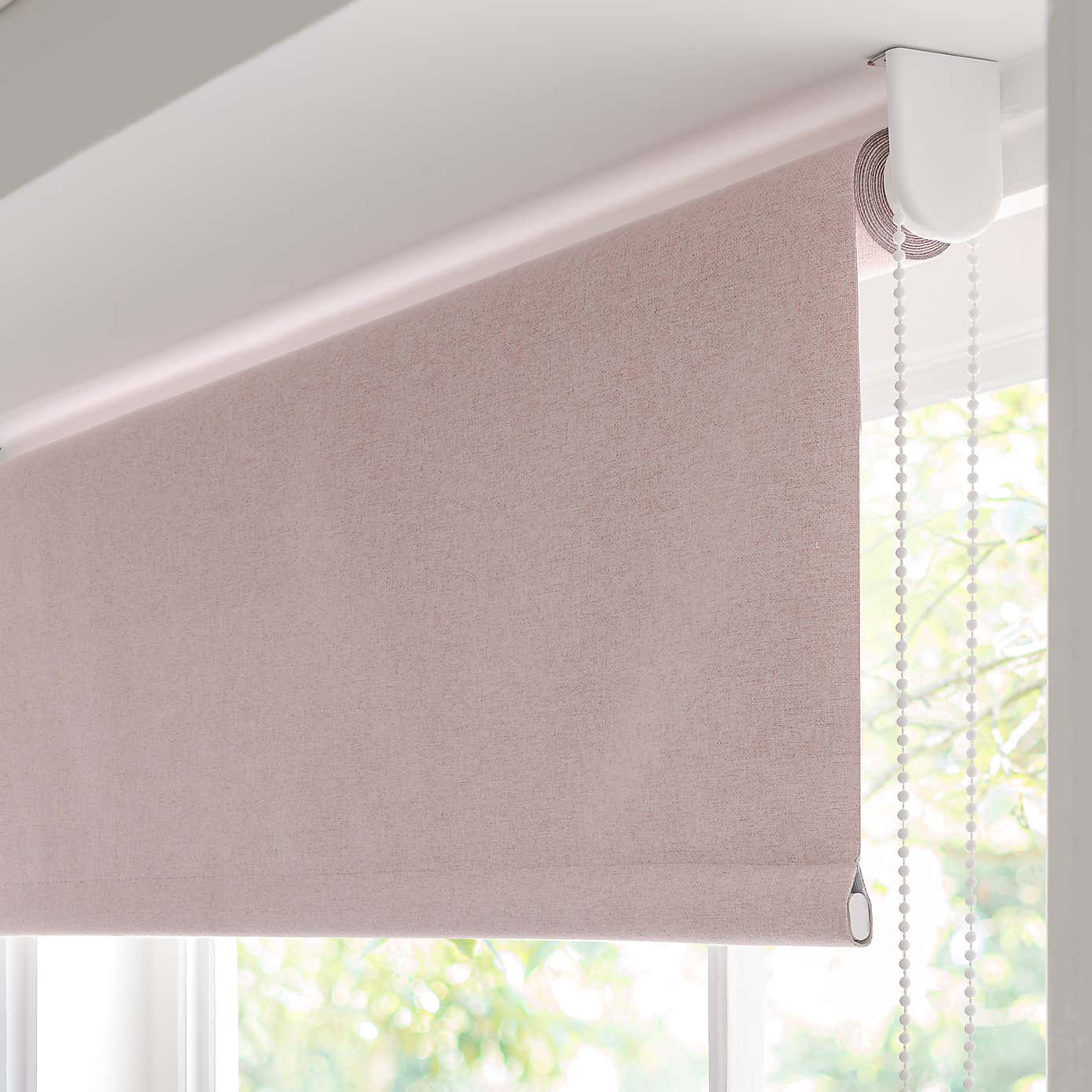 Carousel zoom image position 5 of 7