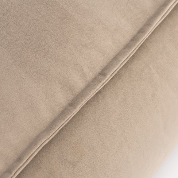 Carousel navigation image position 2 of 7