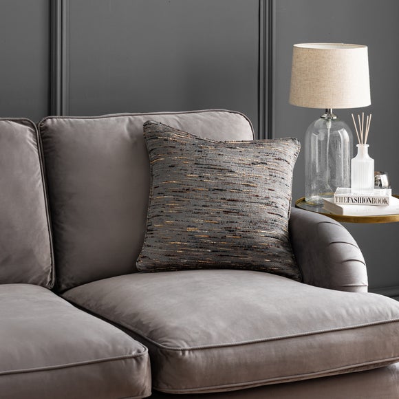 Hotel Fontaine Square Cushion
