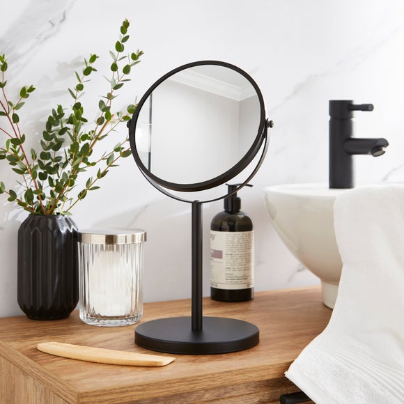 Round Freestanding Pedestal Mirror