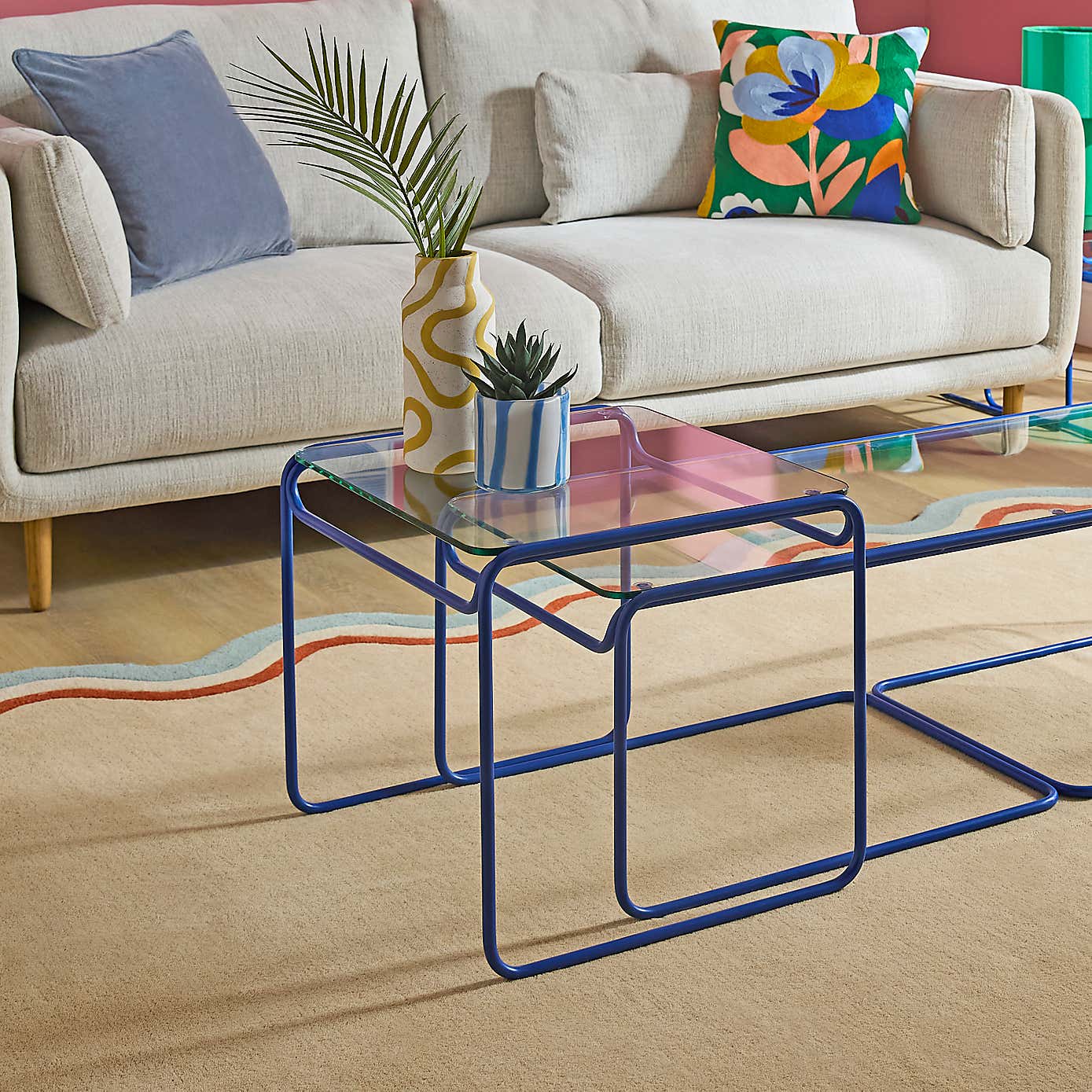 Carousel zoom image position 2 of 6