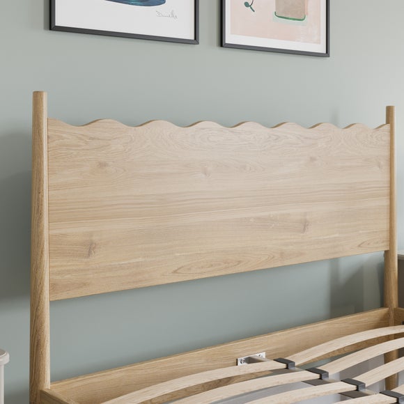 Carousel navigation image position 5 of 8