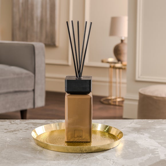 View Hotel Dusk Orange Blossom Jasmine & Vanilla Diffuser View Hotel Dusk Orange Blossom Jasmine & Vanilla Diffuser