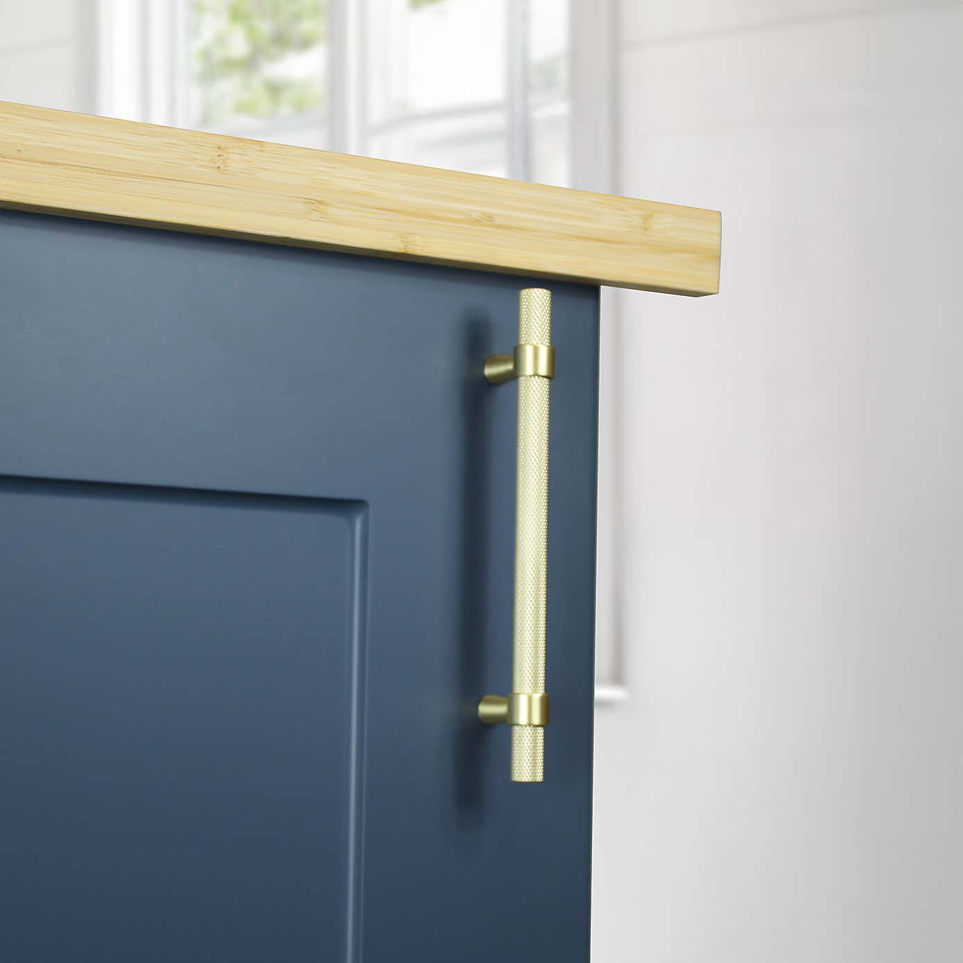 Carousel zoom image position 1 of 4