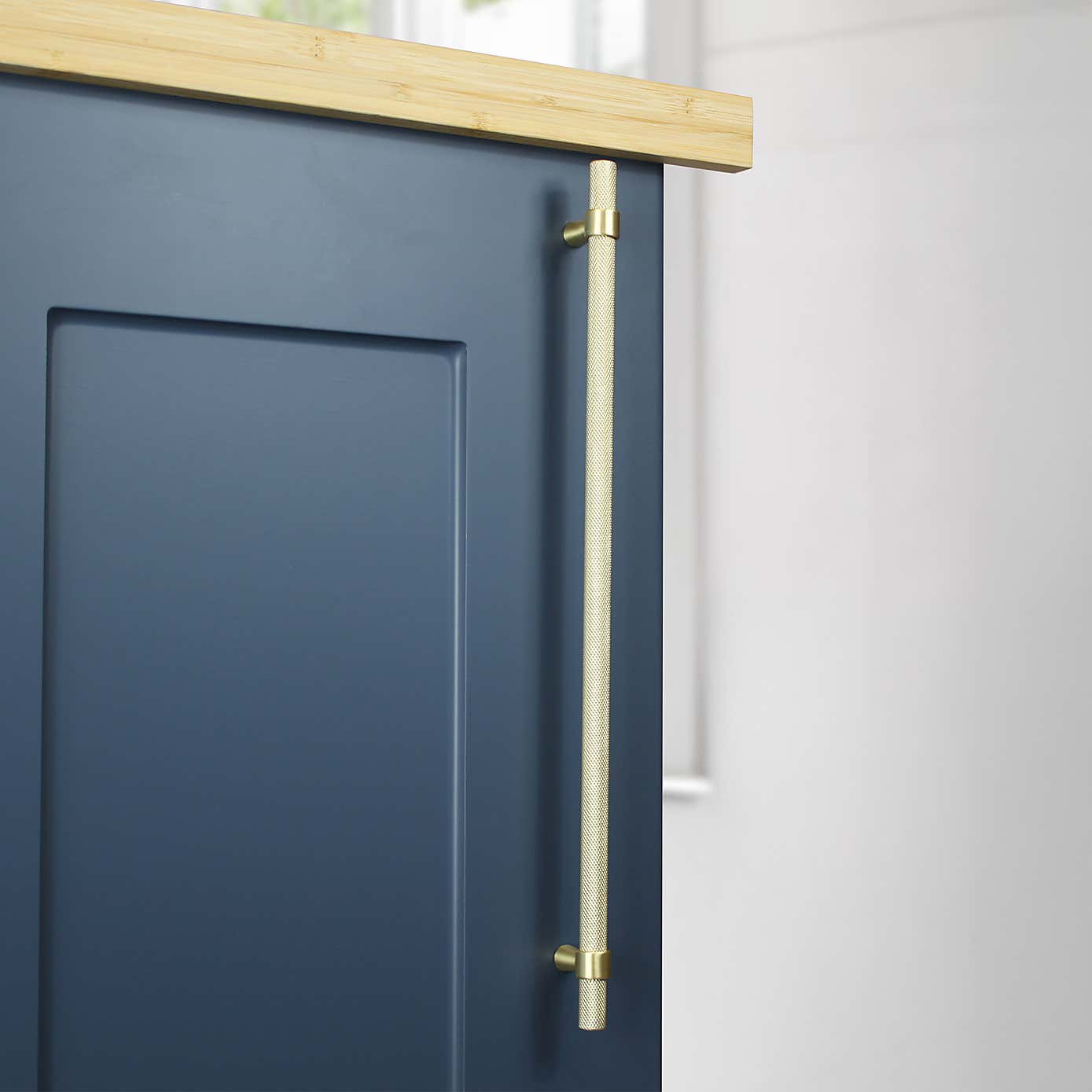 Carousel zoom image position 1 of 5