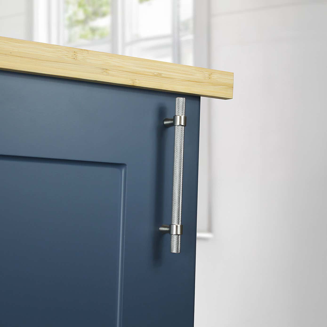 Carousel zoom image position 1 of 5