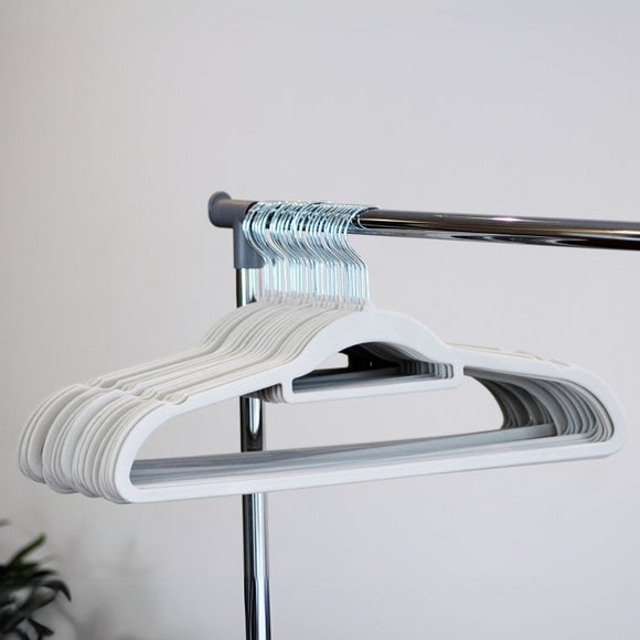 Set of 25 Flocked Hangers