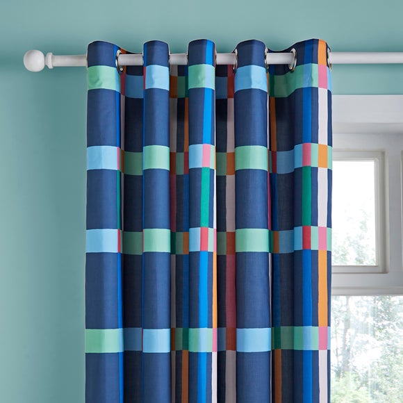 Carousel navigation image position 2 of 5