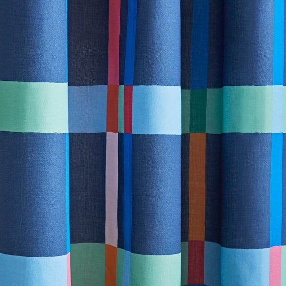 Carousel navigation image position 3 of 5