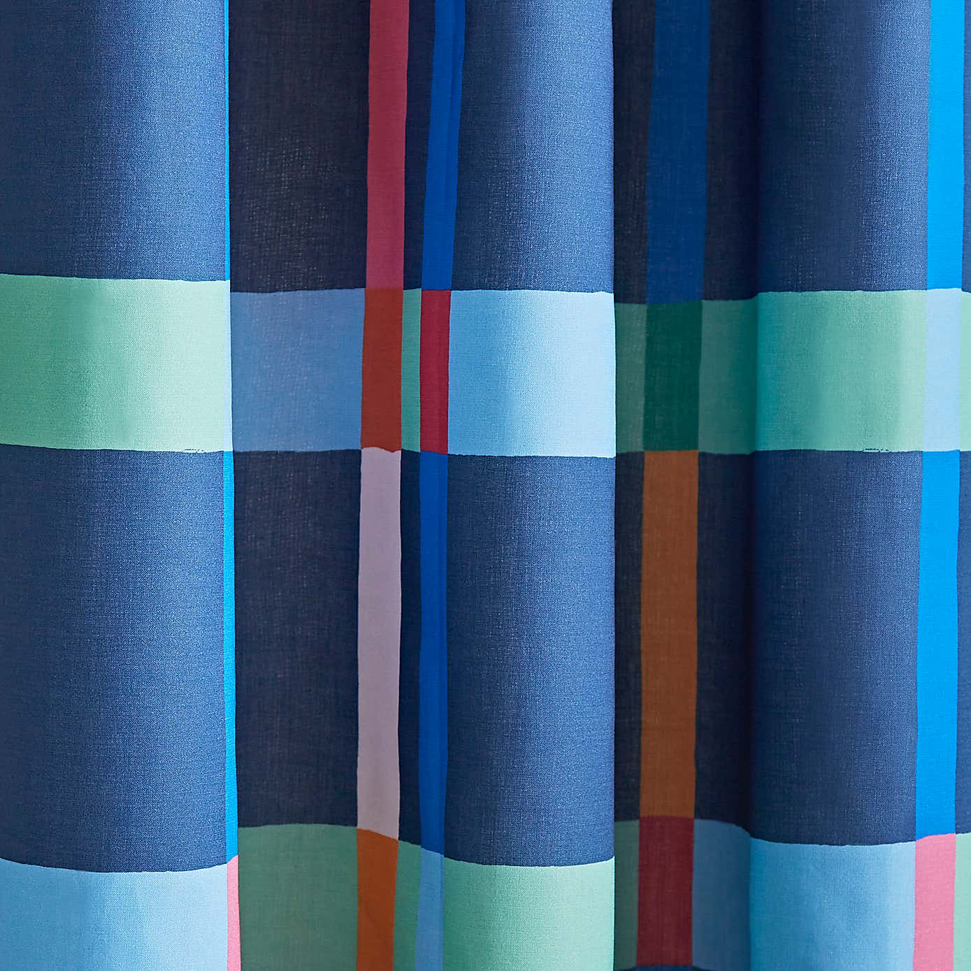 Carousel zoom image position 3 of 4