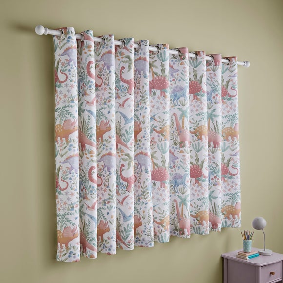 Carousel navigation image position 4 of 5