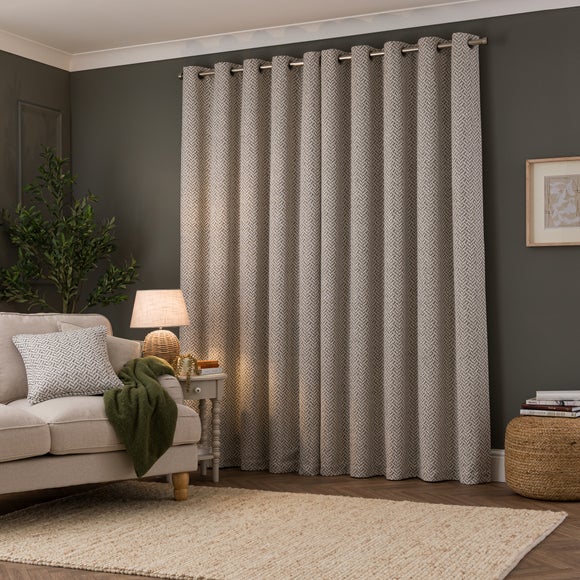 Carousel navigation image position 4 of 6