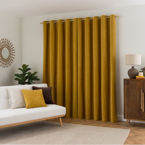 Carousel navigation image position 4 of 5