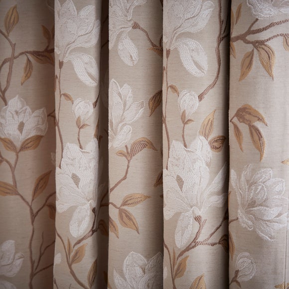 Carousel navigation image position 3 of 5