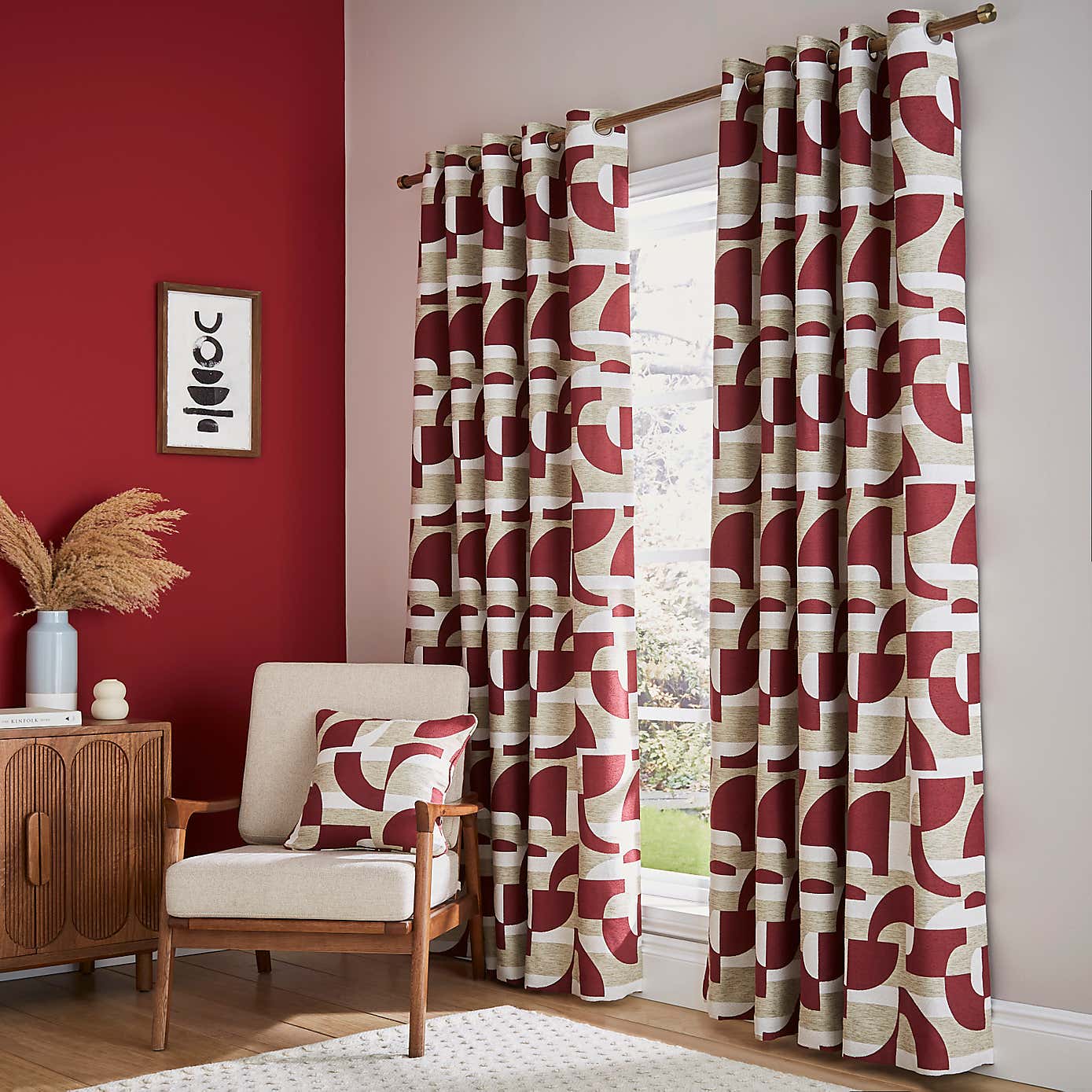 Carousel zoom image position 2 of 4