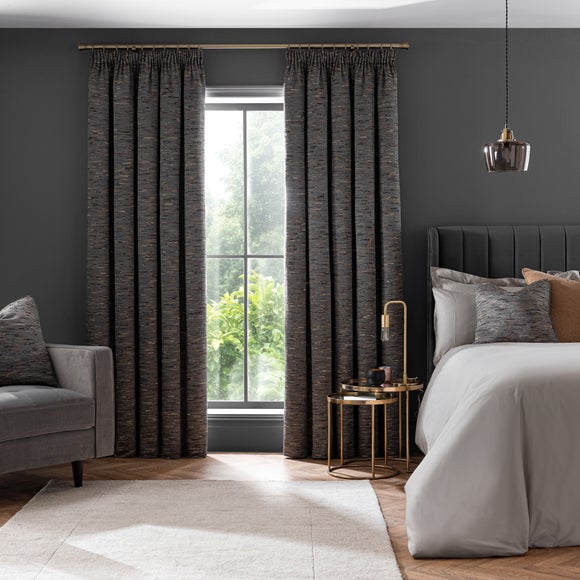 Carousel navigation image position 2 of 6