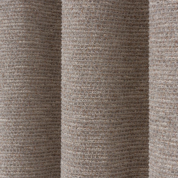 Carousel navigation image position 3 of 6