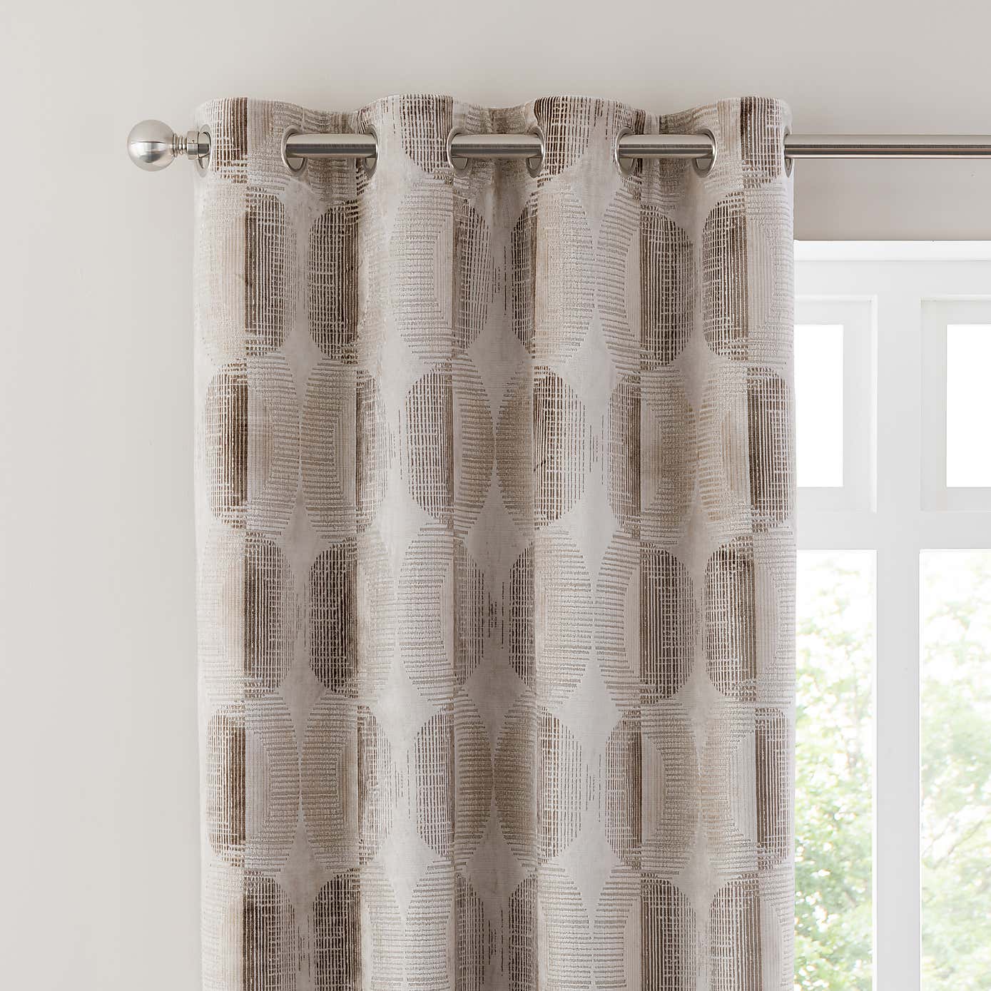 Carousel zoom image position 1 of 5