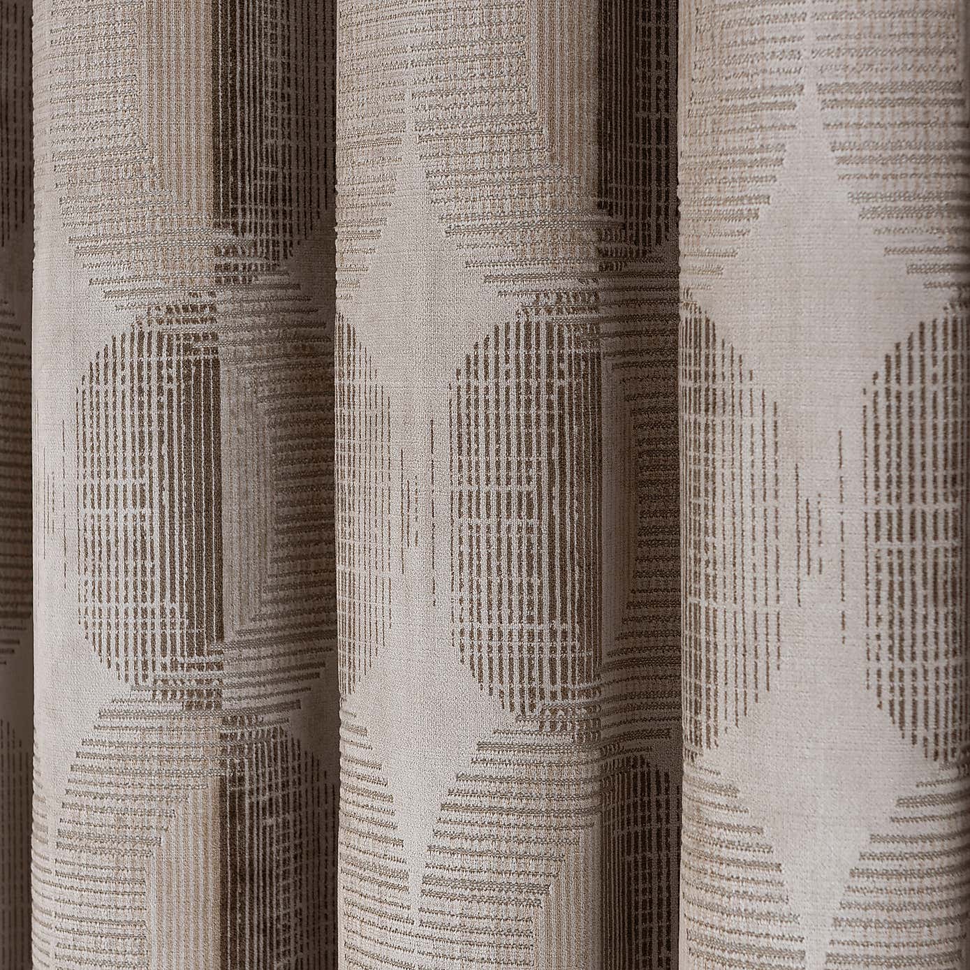 Carousel zoom image position 3 of 5