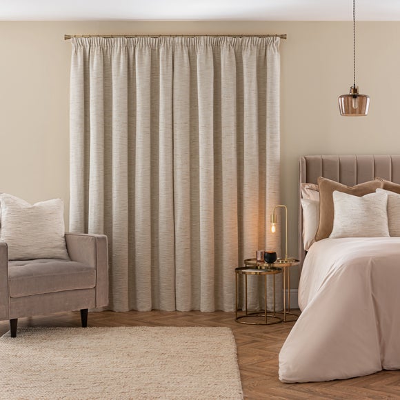 Carousel navigation image position 4 of 6