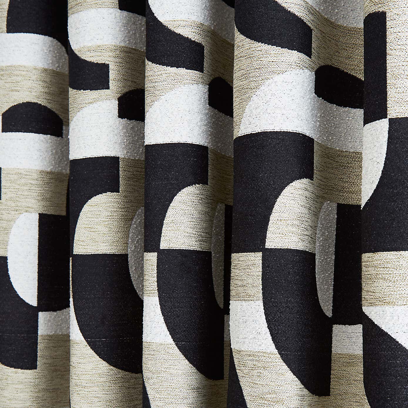 Carousel zoom image position 3 of 4