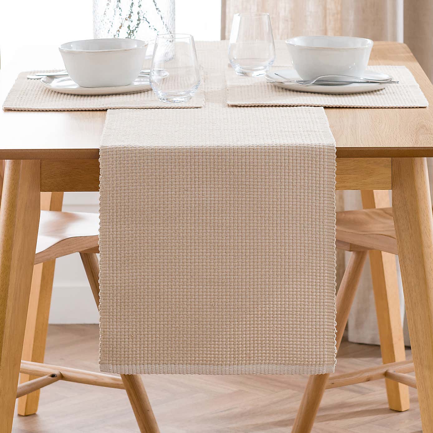 Carousel zoom image position 4 of 4