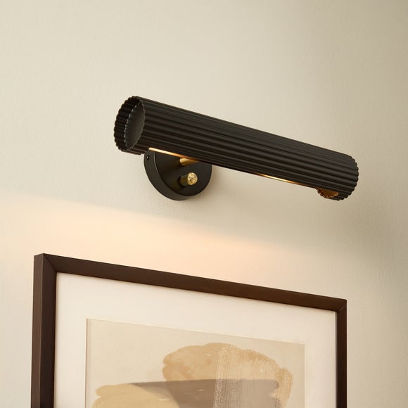 Click to view product details and reviews for Georgi Ribbed Picture Light.