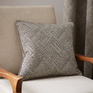 Knox Global Square Cushion