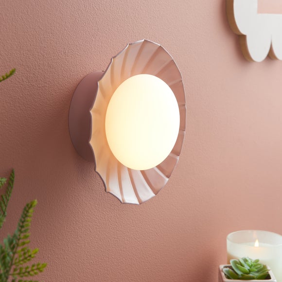 Scallop Rechargeable Led Touch Dimmable Wall Light