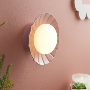 Scallop Rechargeable Led Touch Dimmable Wall Light