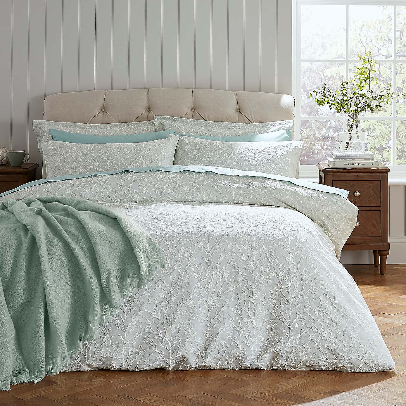 Carousel zoom image position 1 of 7