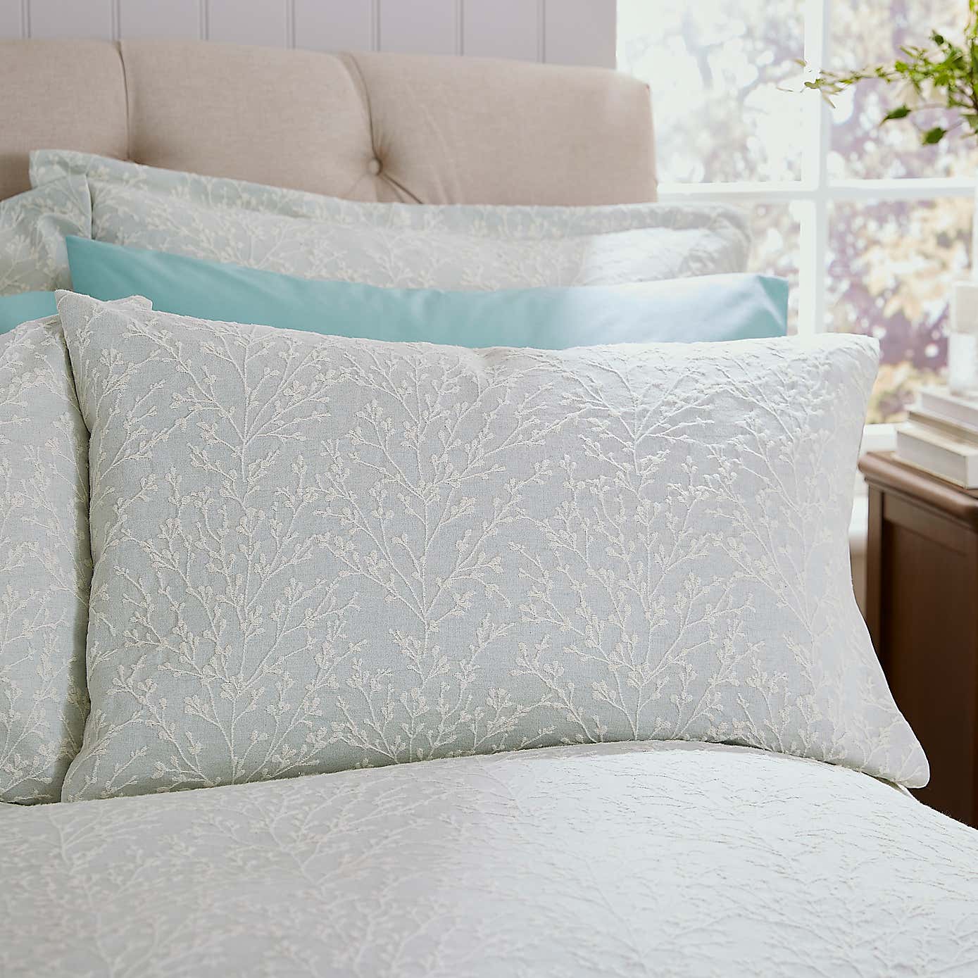 Carousel zoom image position 2 of 7