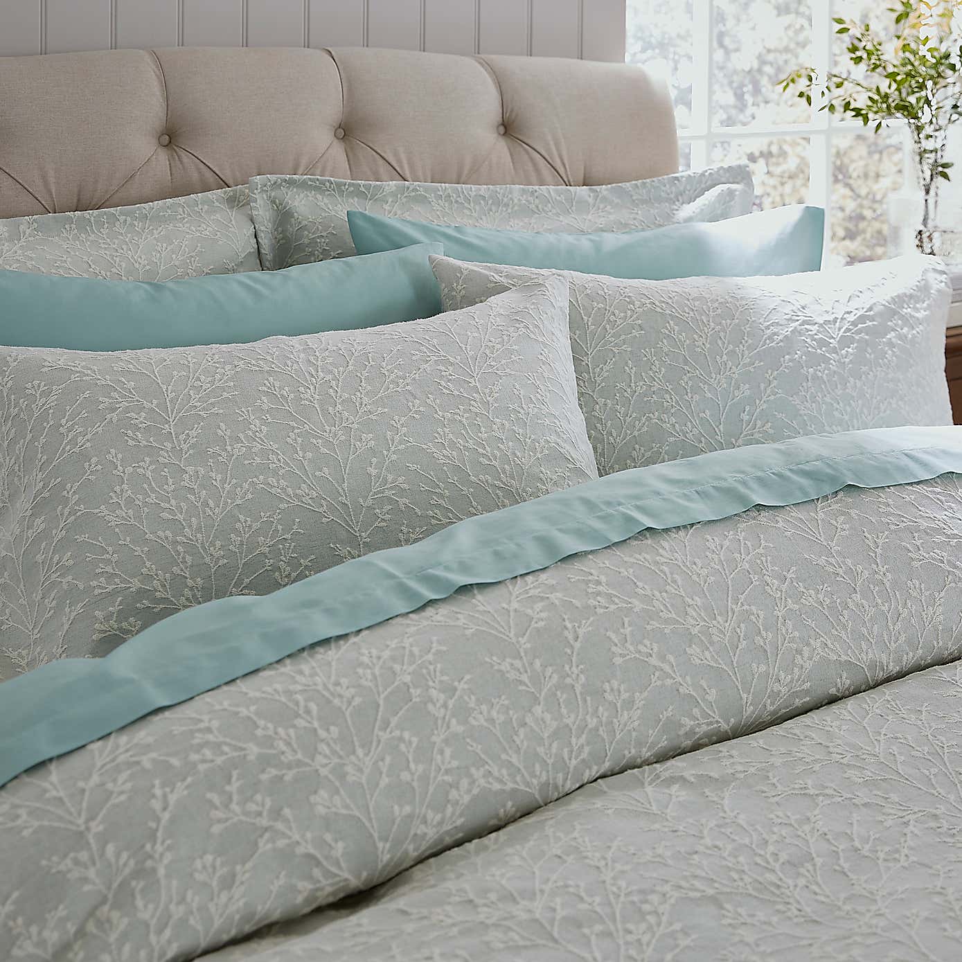 Carousel zoom image position 5 of 7