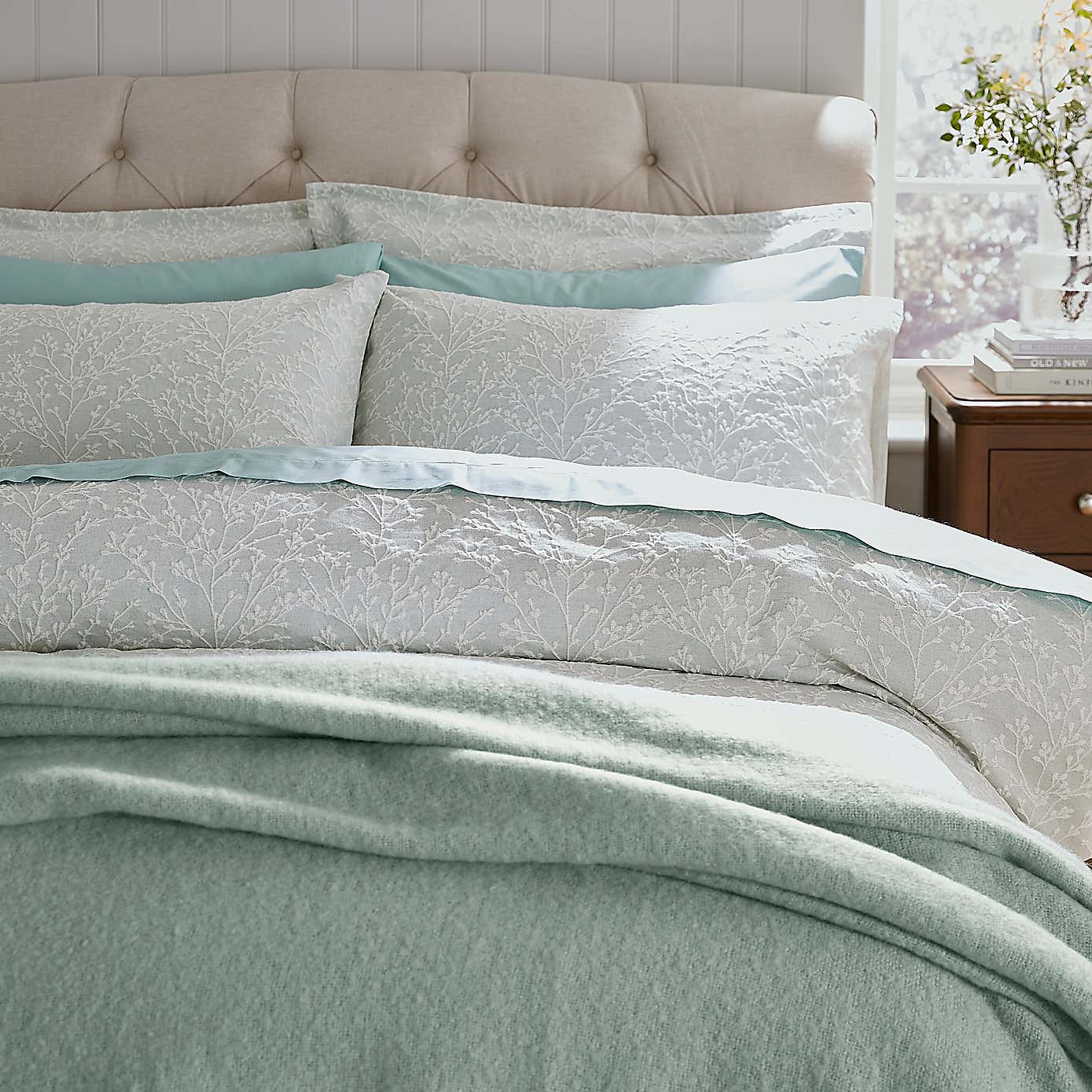 Carousel zoom image position 6 of 7