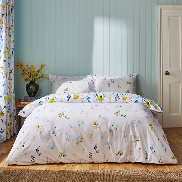 Carousel navigation image position 3 of 7