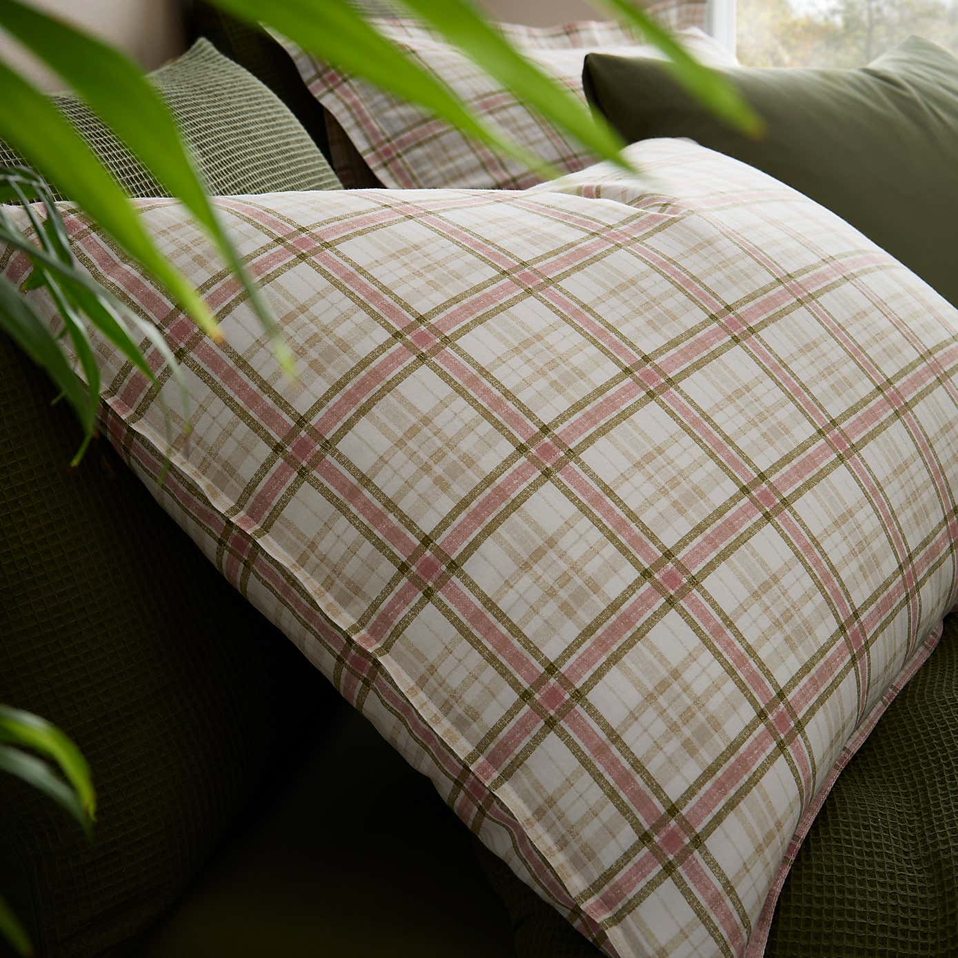 Carousel zoom image position 7 of 9