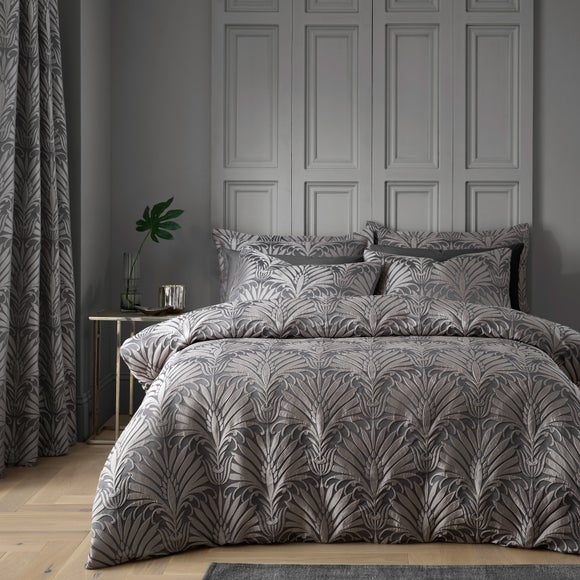 Cassandra Jacquard Duvet Cover Pillowcase Set
