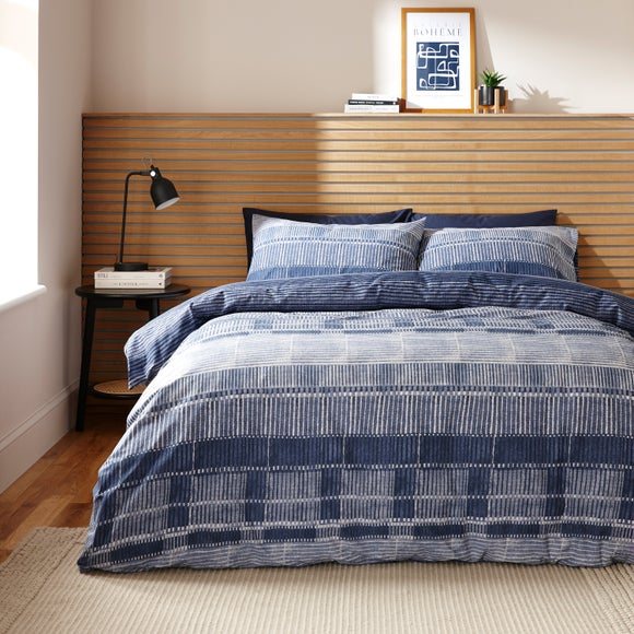 Carousel navigation image position 3 of 10