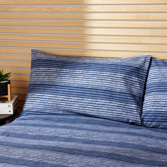 Carousel navigation image position 4 of 10