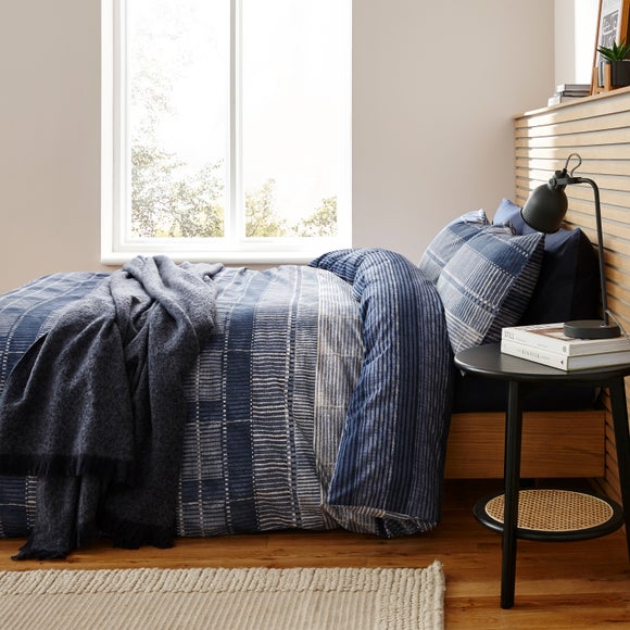 Carousel navigation image position 7 of 10