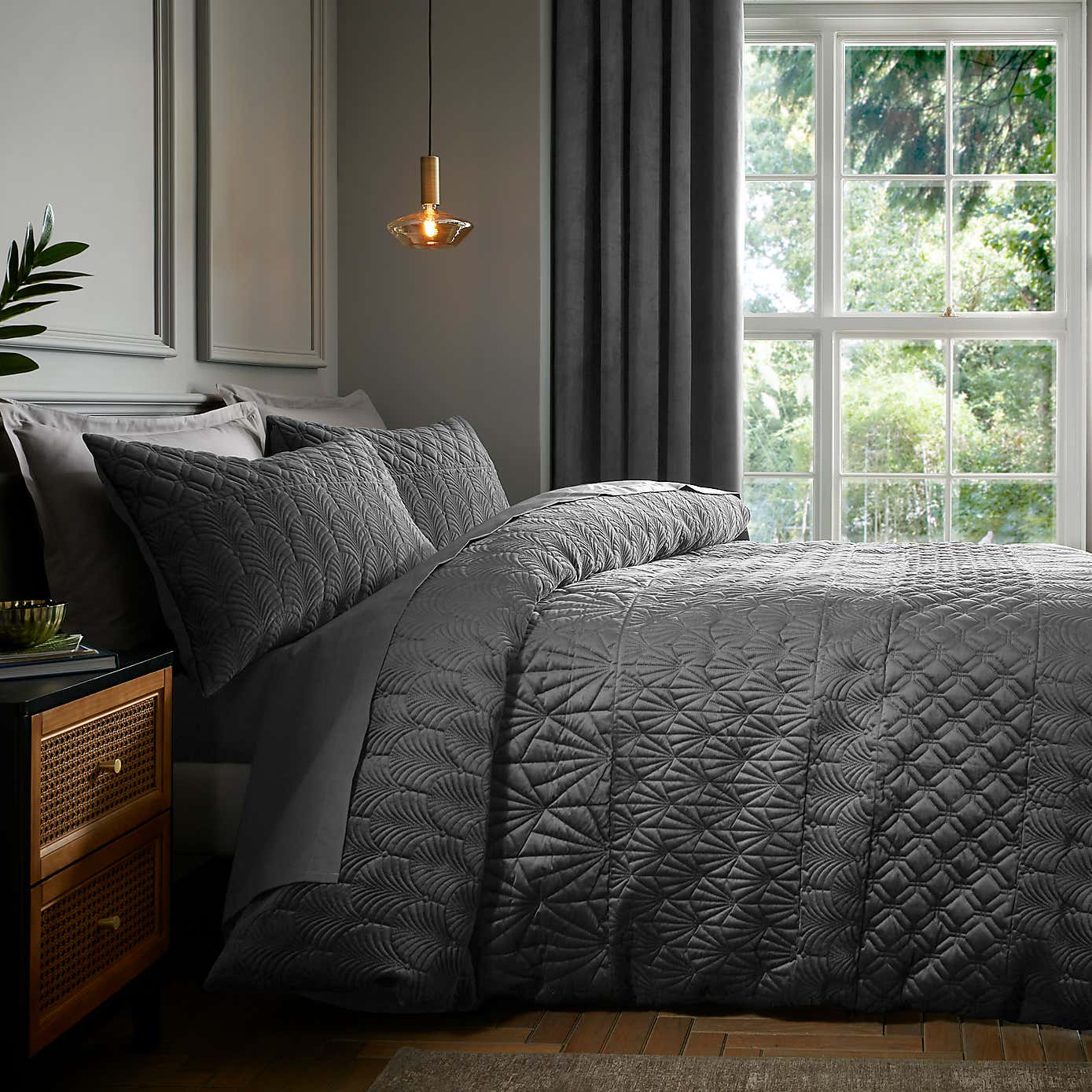 Carousel zoom image position 5 of 6