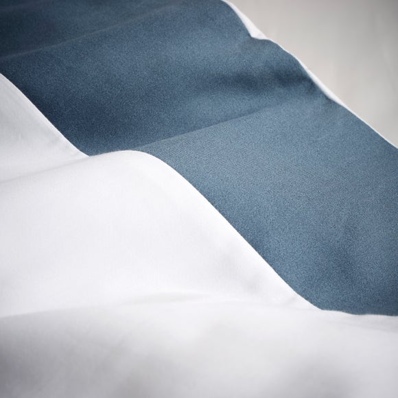 Carousel navigation image position 3 of 5