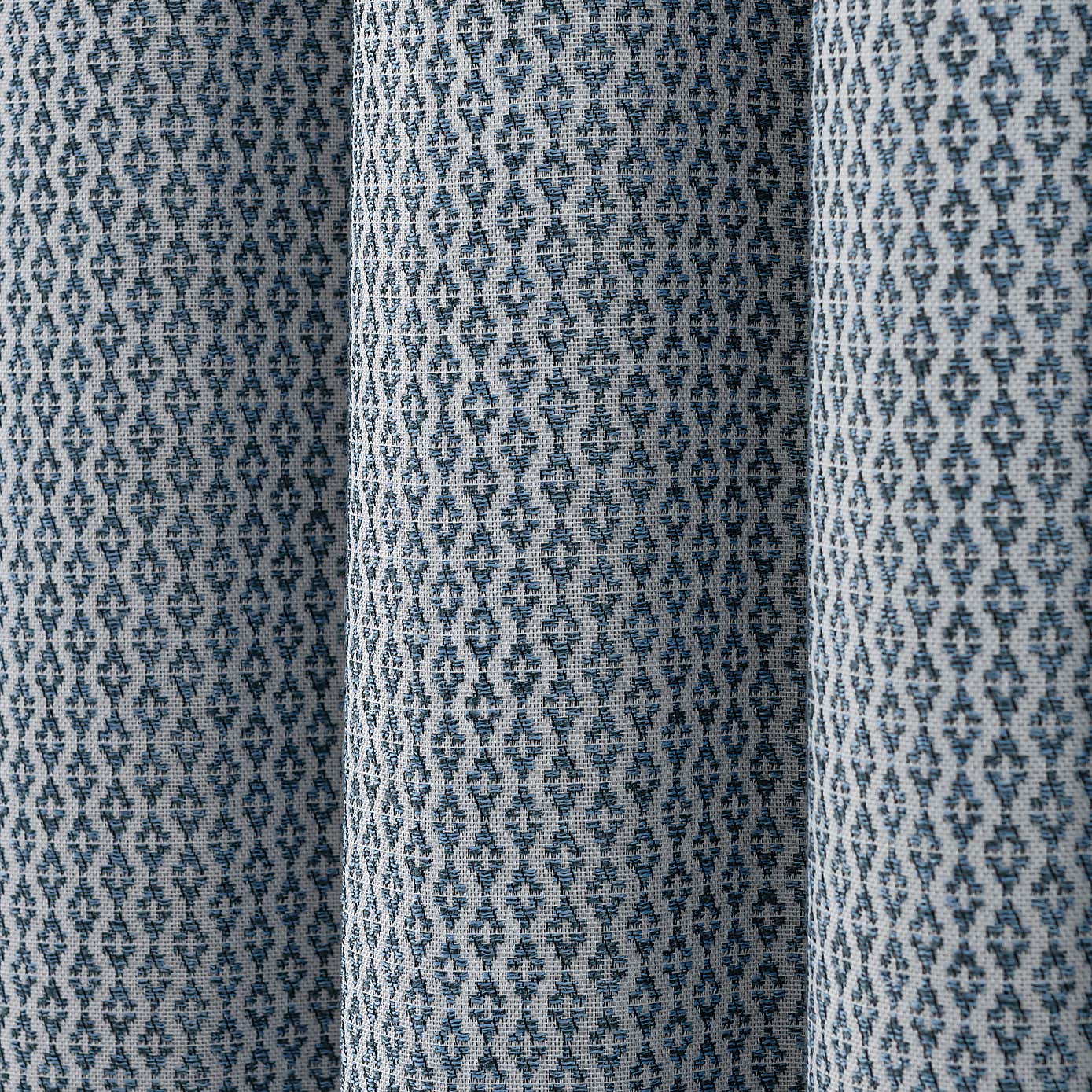 Carousel zoom image position 3 of 4