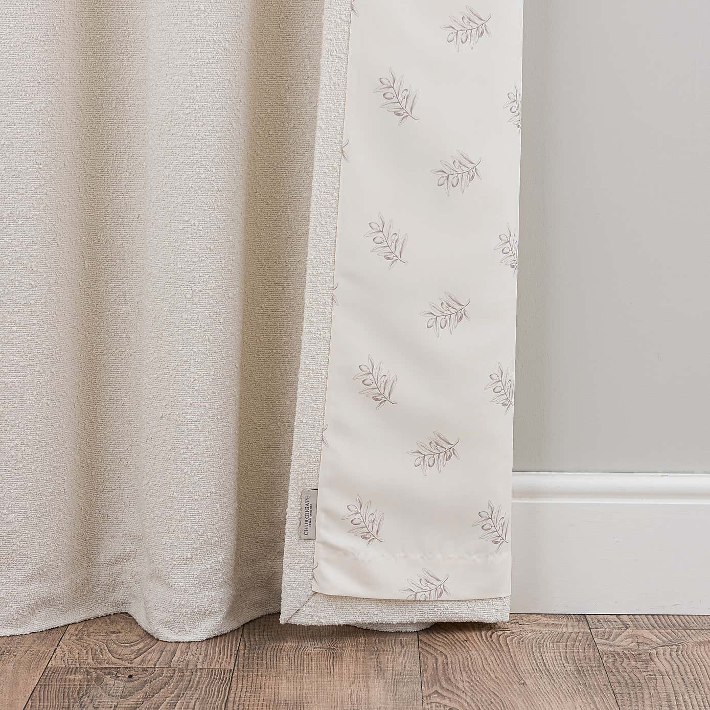 Carousel zoom image position 6 of 8