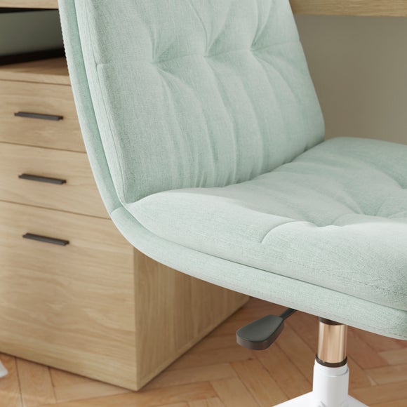 Carousel navigation image position 2 of 9