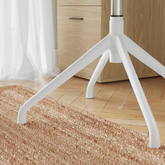 Carousel navigation image position 4 of 9