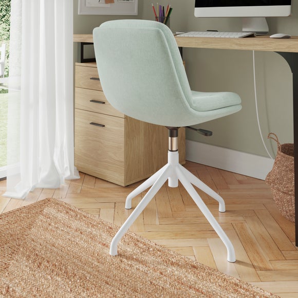 Carousel navigation image position 5 of 9