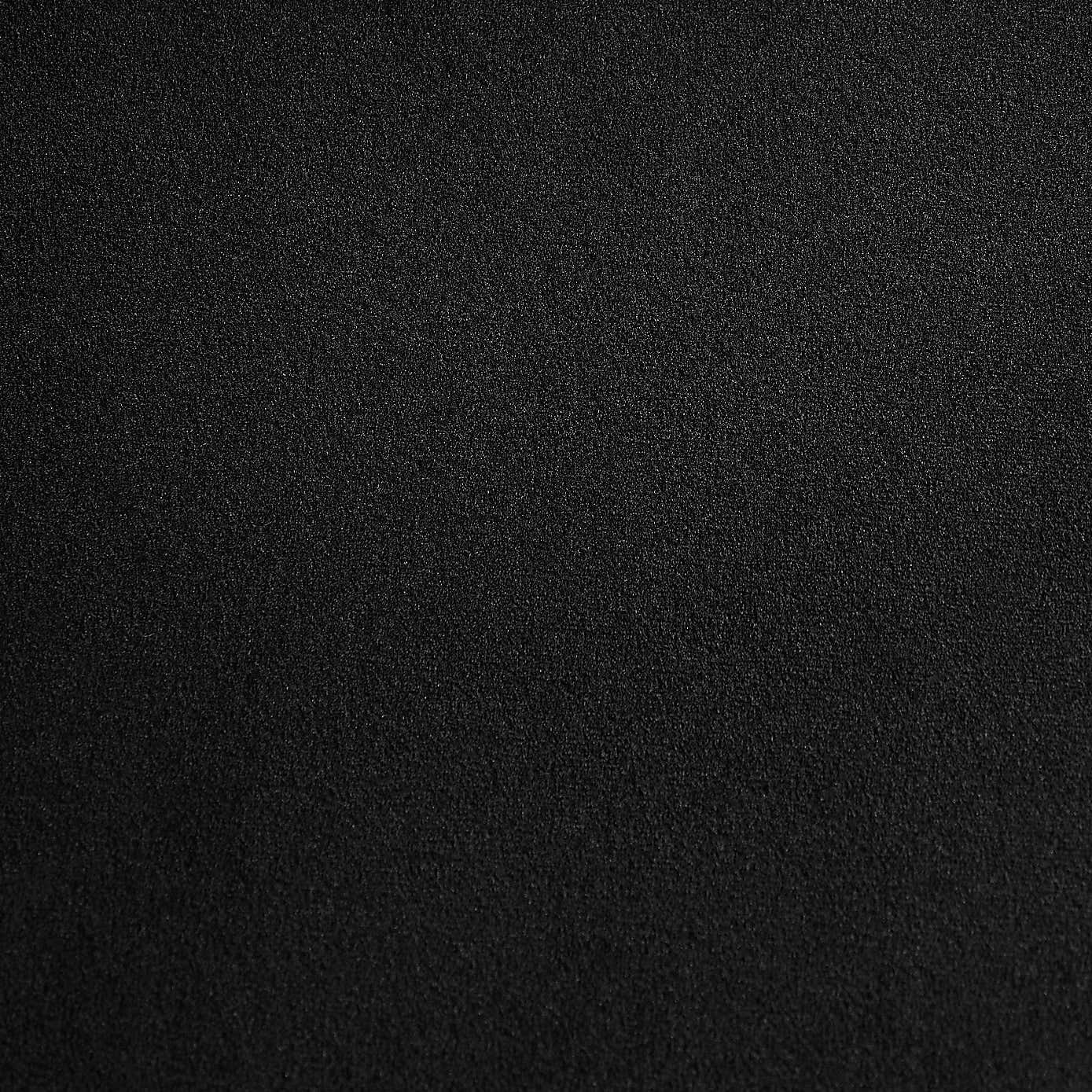 Carousel zoom image position 8 of 9