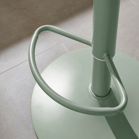Carousel navigation image position 4 of 6