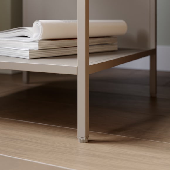 Carousel navigation image position 3 of 6